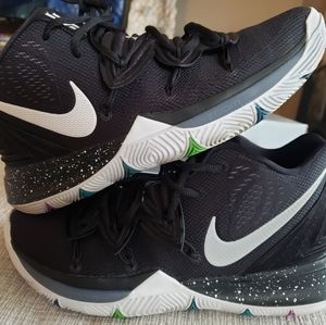 Kyrie 5